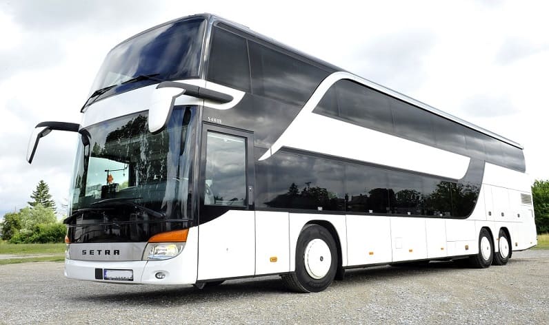 Upper Austria: Bus agency in Laakirchen in Laakirchen and Austria