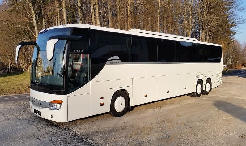 Salzburg: Buses hire in Salzburg in Salzburg and Austria