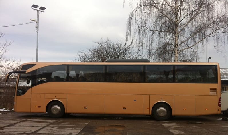 Salzburg: Buses order in Hallein in Hallein and Austria